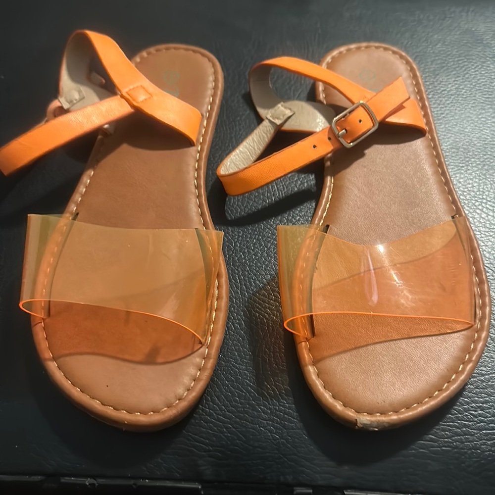 Girls sandals